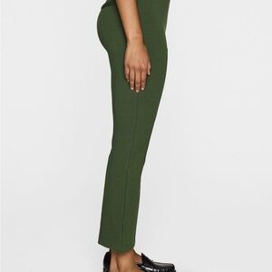 The Luxe Crop Flair - NEW